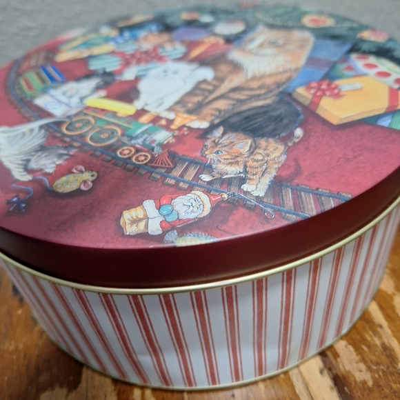 Christmas Cats Nesting Tins Containers - Picture 6 of 12